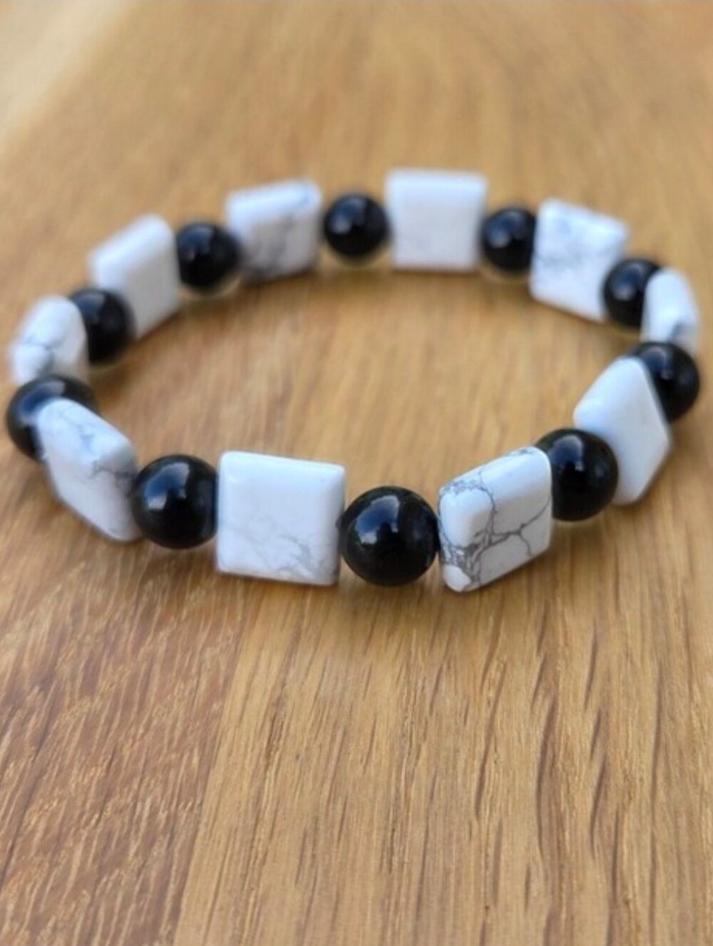Black Onyx & White Howlite Beaded Stretch Bracelet | Handmade